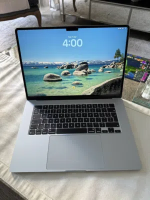 MacBook Air M4 15 inch 256GB 16GB UAE VERSION Sky Blue Color