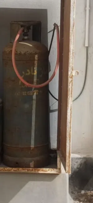 سلندر غاز مع المنظم