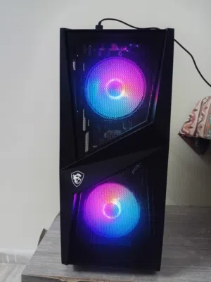 للبيع pc نضيف جدآ ما يشكي من شي اوو بدل مع ps5