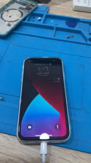 ايفونات مرهمة الى 17 برو