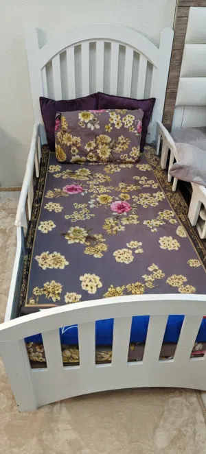 Kids bed with mattress