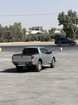 بيك اب ميتسوبيشي 2009 للبيع