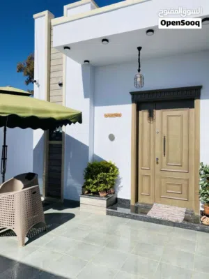 225 m2 5 Bedrooms Townhouse for Rent in Tripoli Ain Zara