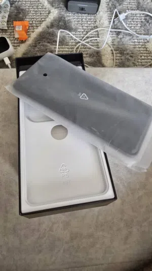 Vivo 50 ..