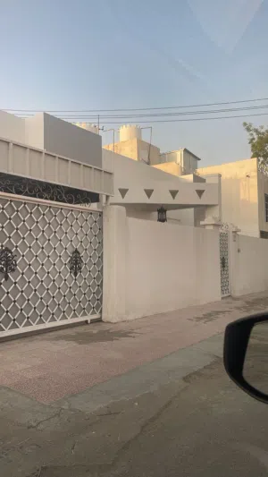 200 m2 3 Bedrooms Townhouse for Sale in Muscat Amerat