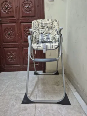 للبيع كرسى اطفال