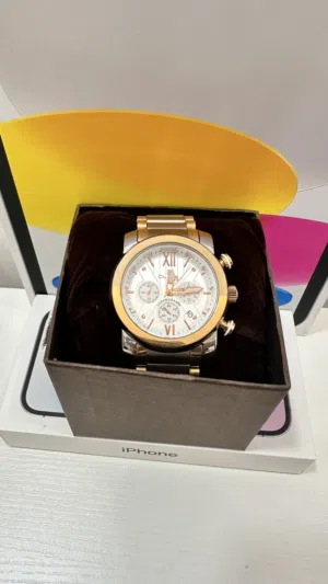 ساعة رجالية جميلة جدا وبسعر جميل