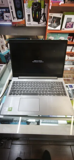 لابتوب Lenovo من اقوى اللابتوبات معالج Core i5 gen10 تخزين 128g ssd m.2 1 tera hdd 7200 rpm رام: 12G