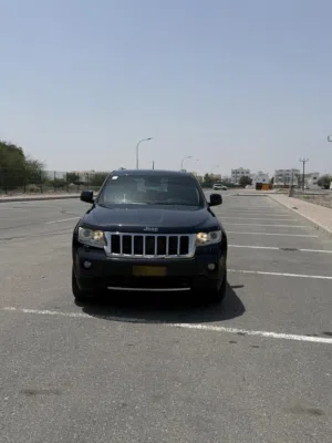 جيب جراند شروكي 2013