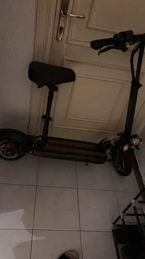 سكوتر وحش للبيع