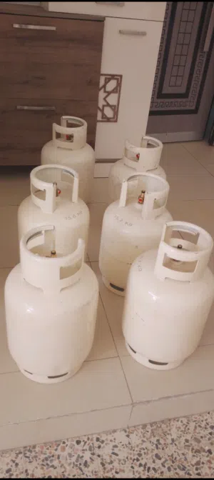 اسطوانات غاز داخل طرابلس