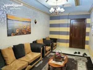 شقق مفروشه سوبر ديلوكس قريبه من جميع الخدمات منطقه هادئه وراقية وجميله للسكن