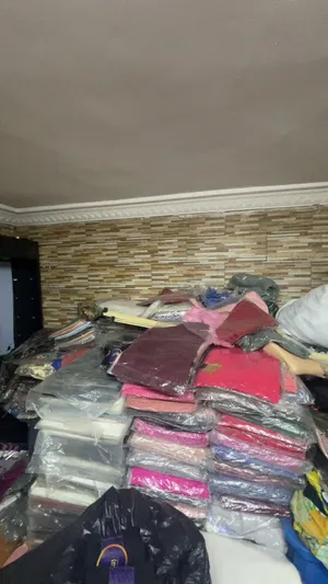 ‏شالات ‏.‏ L ‏.‏ أخرى‏1
