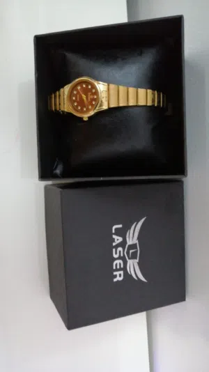 ساعة نسائية