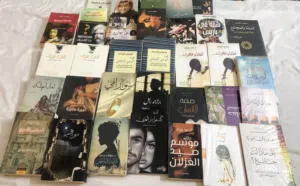 كتب متنوعة فيه  جديدة وفيه مستعملة