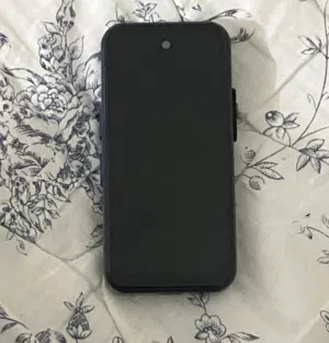 ايفون 17mini