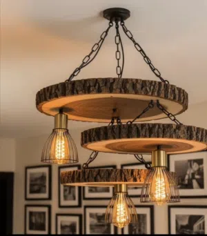 مصباح خشبي يدوي بتصميم فريد، يضيف جمالًا للمنزل، متين وأنيق