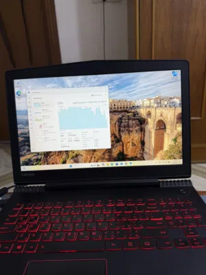 Lenovo y520