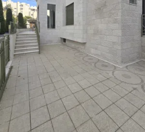 250 m2 4 Bedrooms Apartments for Rent in Amman Deir Ghbar