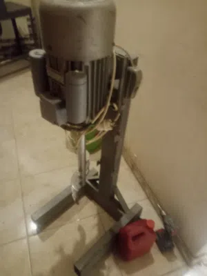 عدة مطعم للبيع