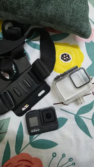 Go pro hero 8 + waterproof case + chest mount