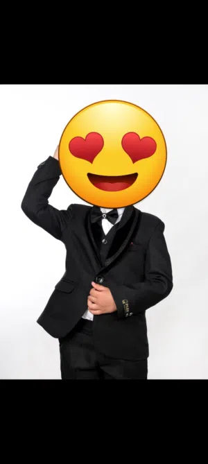 بدلة ولادي بحالة الوكاله كما في الصورة