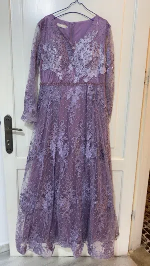 فستان سهره فخم جدا وتقيل 3 طبقات