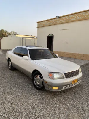 Used Lexus LS in Al Batinah