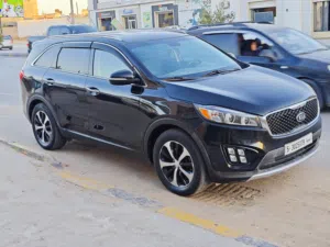 Used Kia Sorento in Tripoli