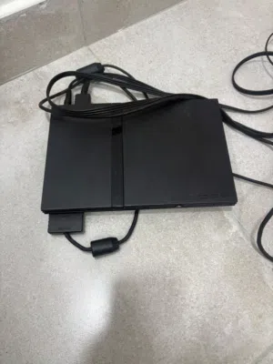 Playstation 2 Slim edition, black colour  بلاي ستيشن 2 سليم، اللون الأسود