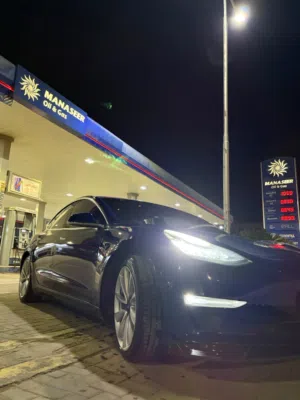Used Tesla Model 3 in Al Karak