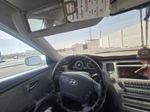 السلام عليكم ( آزيرا قرانـــد 2007 ) محــرك 27 - 100%  ماشيــــة 174 KM كمبيــو الصغير 5 مارشــات