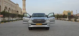 Used Toyota Land Cruiser in Al Batinah