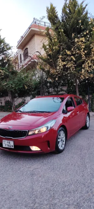 KIA CERATO 2017 1.6 فل كامل أعلى صنف مع فتحه وأريد الشركه  مالك واحد خصوصي اصلي ممشى قليل 53