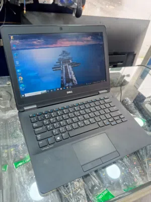 ديل i7 لقطة رام 8 و SSD