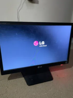 شاشه بيسي LG