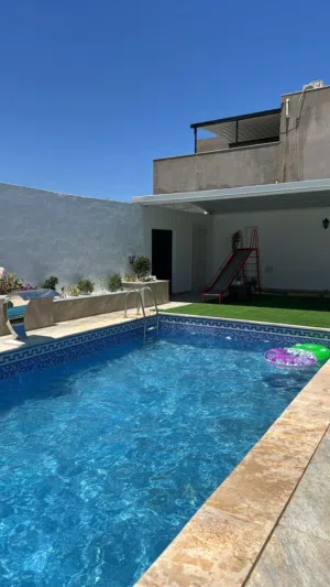 3 Bedrooms Chalet for Rent in Tripoli Tajura