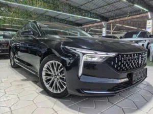 BESTUNE B70 DELUXE, model 2025, SEDAN