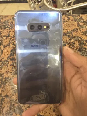 Samsung Galaxy S10e 128 GB in Sana'a