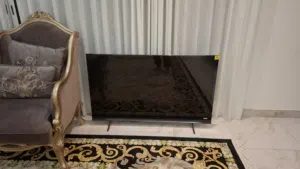 2 شاشات سامسونغ و نيكاي للبيع