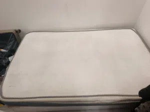 سرير 120* 200 بالمرتبه و كومدينو