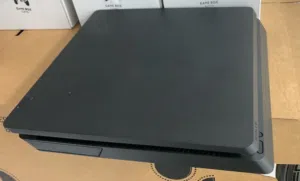 سوني4 نظيفه مستخدمه 4 شهور للبيع