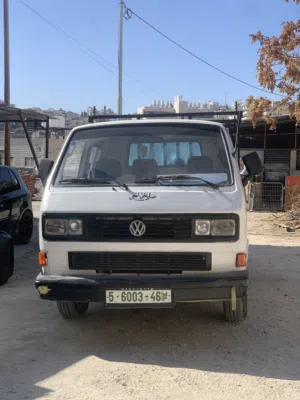 فولكسفاغن-فوكس-موديل1986