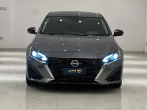 نيسان التيما SV