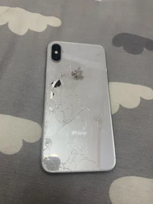Apple iPhone X 64 GB in Tripoli