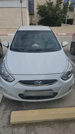 Hyundai . Accent . 2019 . Used0