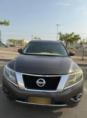 Used Nissan Pathfinder in Muscat
