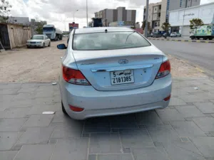 هونداي اكسنت 2011