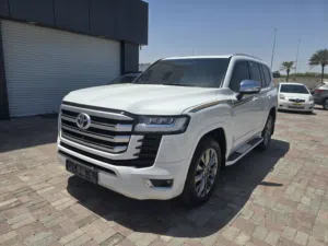 Used Toyota Land Cruiser in Muscat
