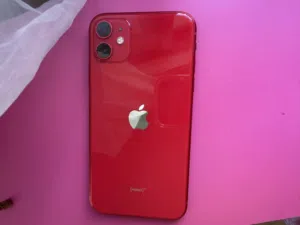 Apple iPhone 11 128 GB in Amman